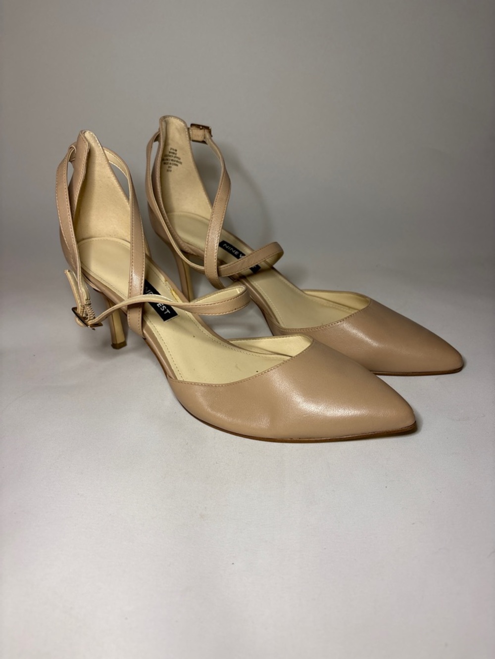 Nine West Beige‎ Pointed-Toe Ankle-Strap Heels Size 8.5